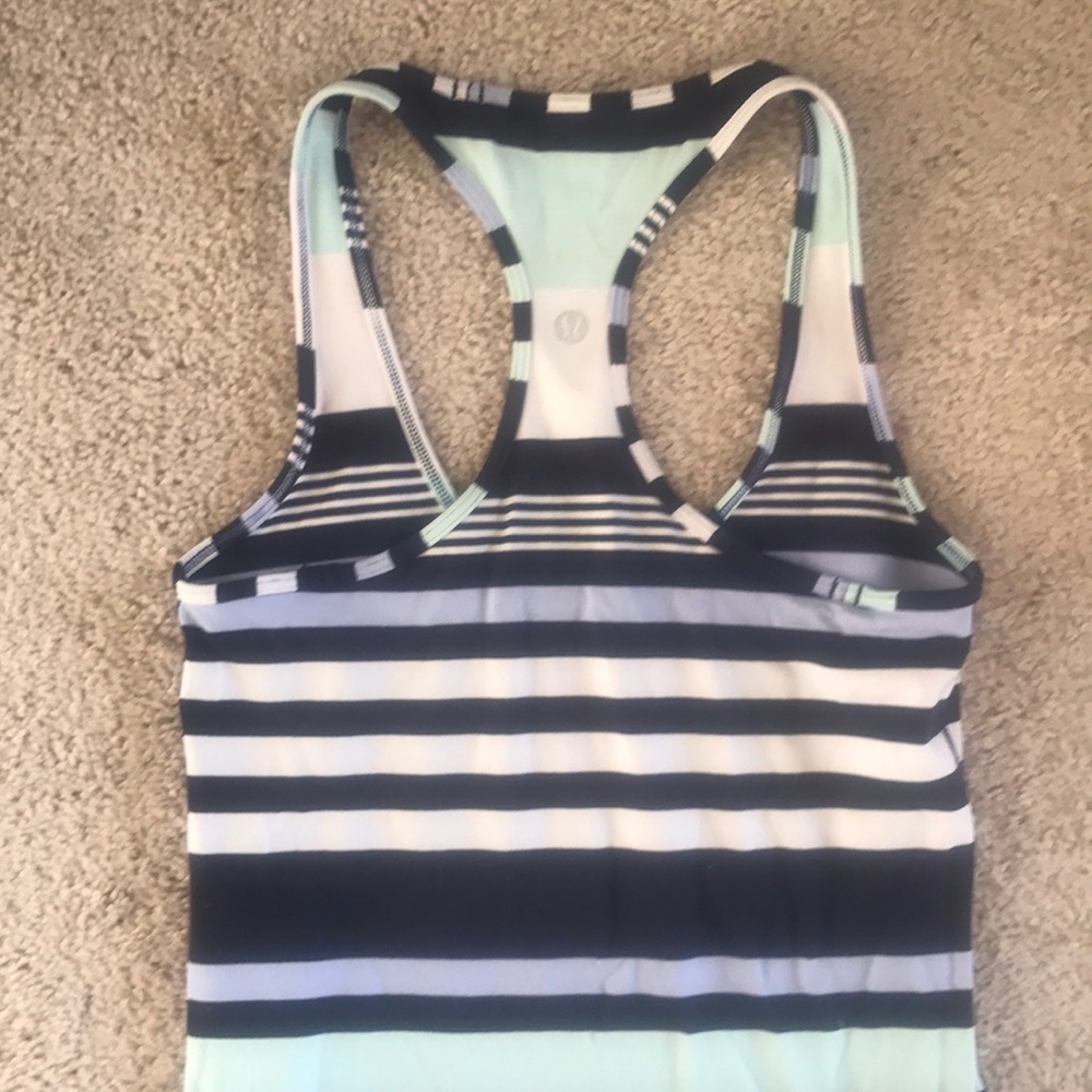 Lululemon tank - Picture 3 of 3